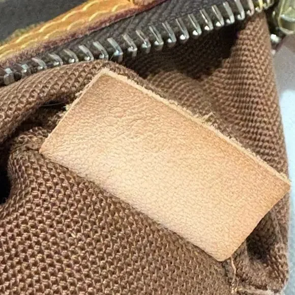 Authentic Louis Vuitton Monogram Odeon PM Crossbody with certificate - Picture 14 of 15